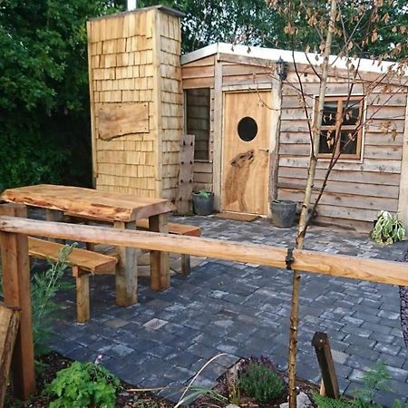 Charming 2-Bed Cabin In Sutton Coldfield Dış mekan fotoğraf