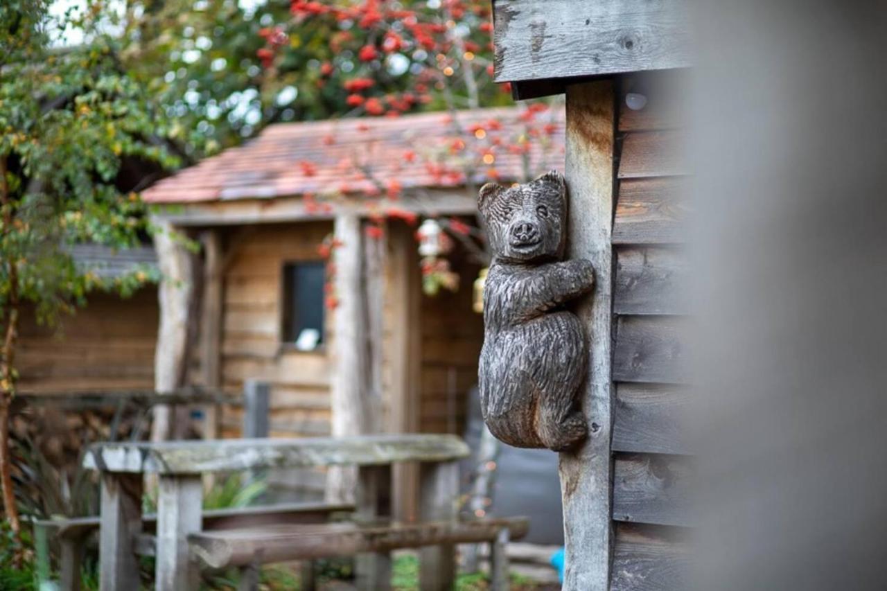 Charming 2-Bed Cabin In Sutton Coldfield Dış mekan fotoğraf